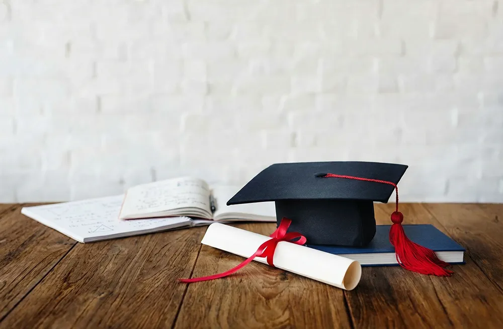 Réussite de son CAP Ébéniste